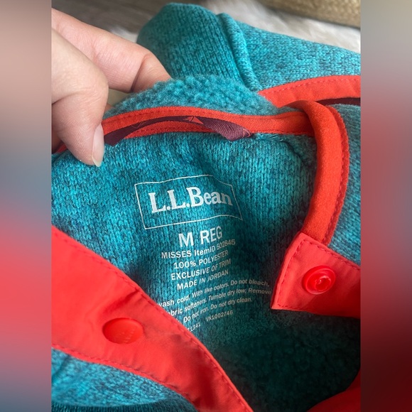 L.L Bean Snap Pullover like new - Picture 3 of 12